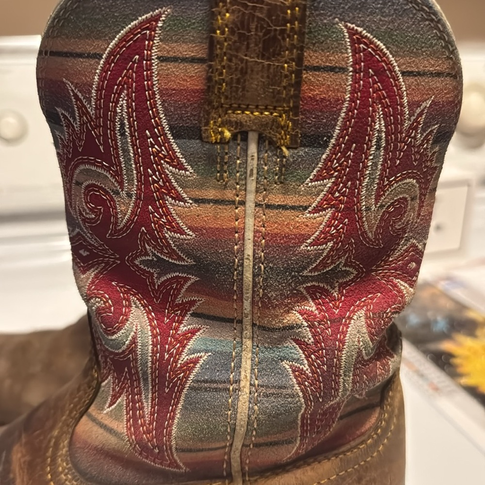 Ariat boots - Picture 6 of 8